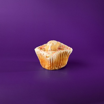 Strawberry Pop Tart Cupcake